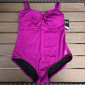 TYR Women's Purple Twisted Bra Control Fit One Piece Swimsuit Size 24 New